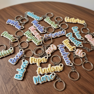 Llavero personalizado con base de madera natural